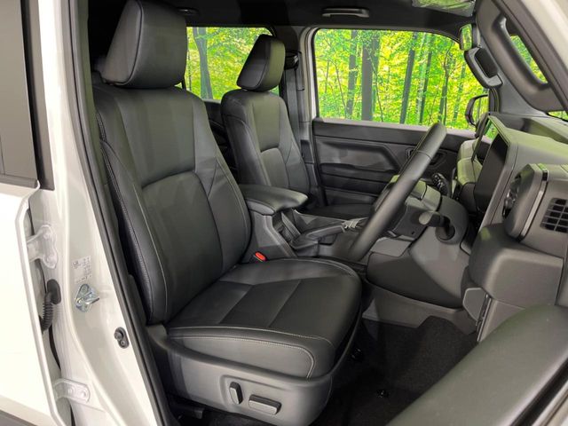 Toyota Land Cruiser FJ 8