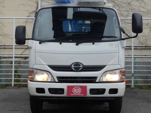 Hino Dutro 3