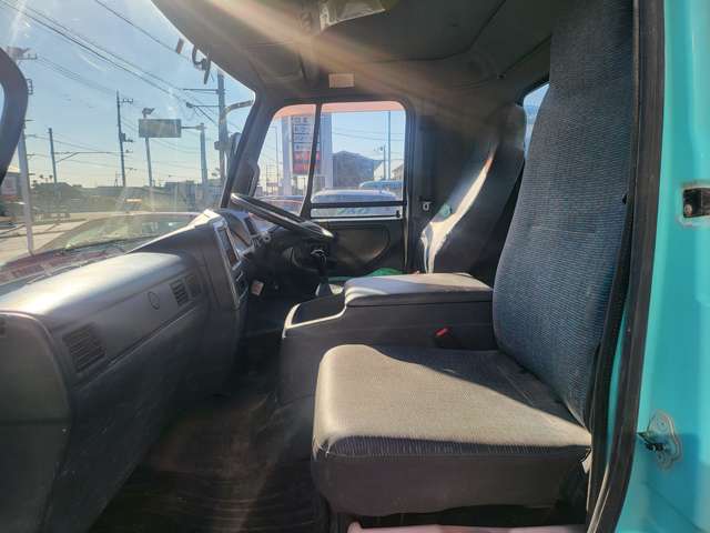 UD Trucks Condor 12
