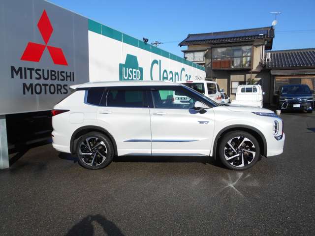 Mitsubishi Outlander 3