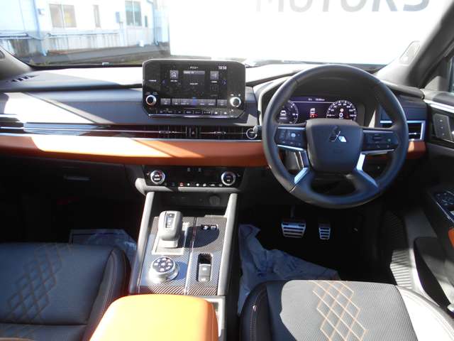 Mitsubishi Outlander 7