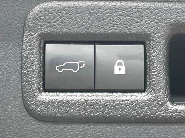 Lexus NX 7