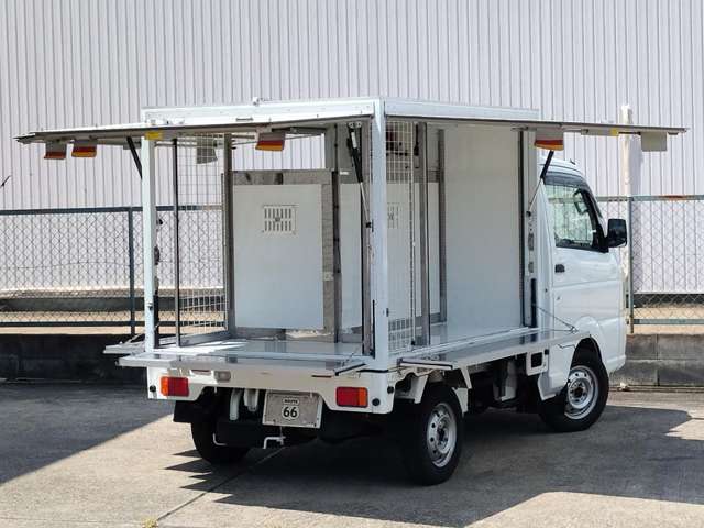 Suzuki Carry 2