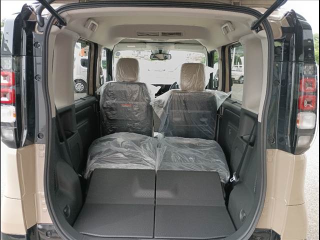 Mitsubishi Delica Mini 11