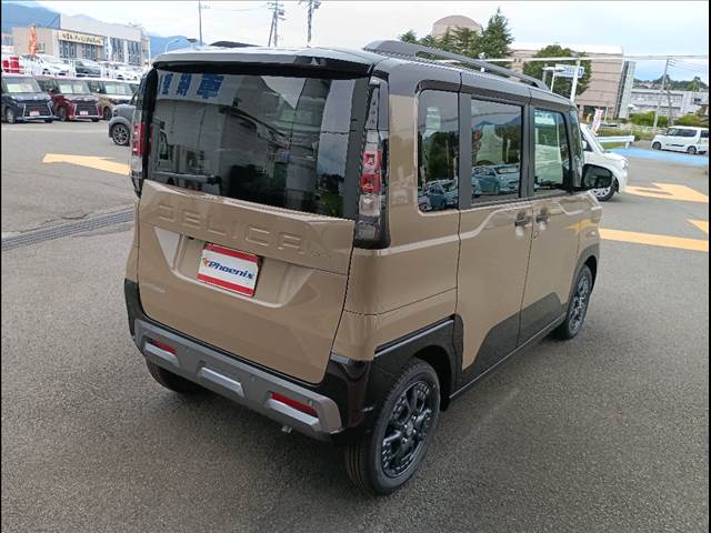 Mitsubishi Delica Mini 6
