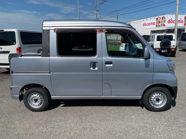 Daihatsu Hijet Deck Van 4