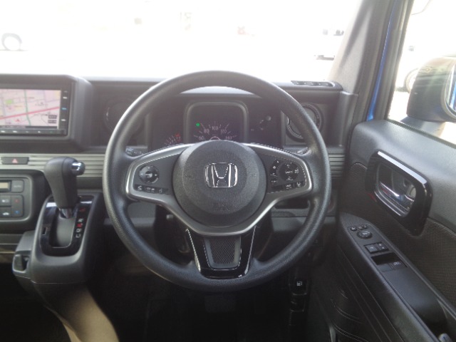 Honda N-VAN 11