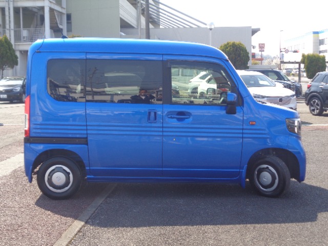 Honda N-VAN 6