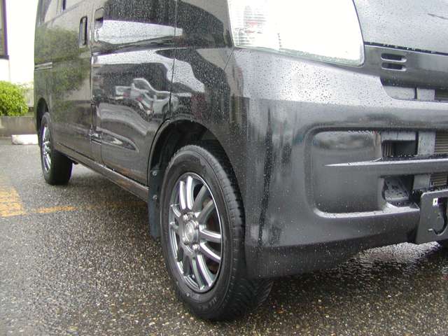 Daihatsu Hijet Cargo 12
