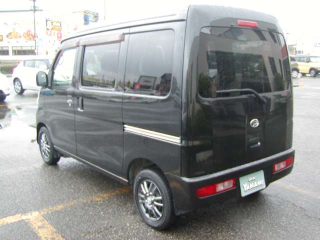 Daihatsu Hijet Cargo 9