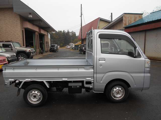 Daihatsu Hijet Truck 6