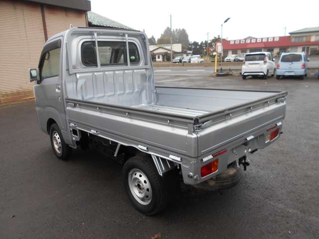 Daihatsu Hijet Truck 9