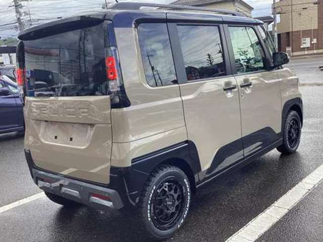 Mitsubishi Delica Mini 5
