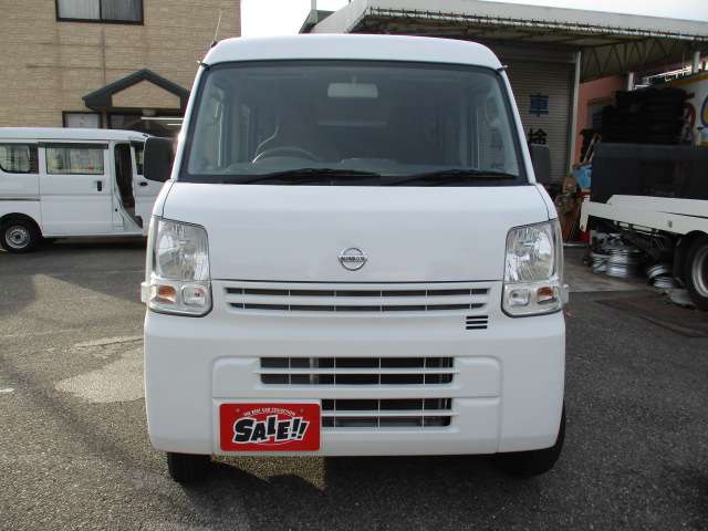Nissan NV100 Clipper 2