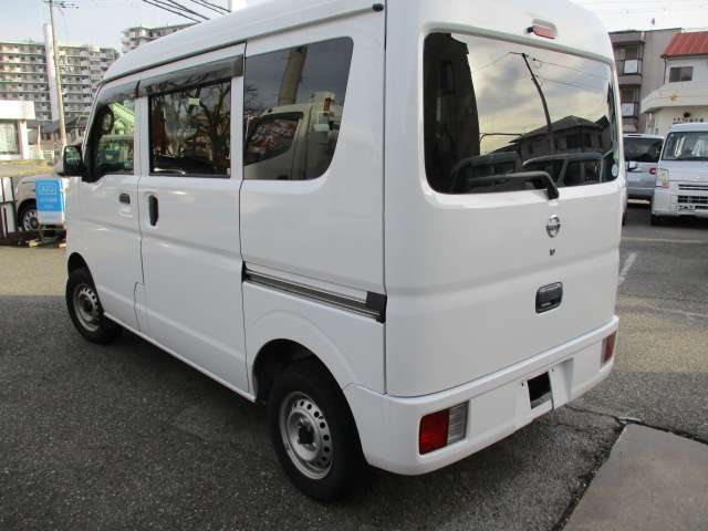 Nissan NV100 Clipper 5