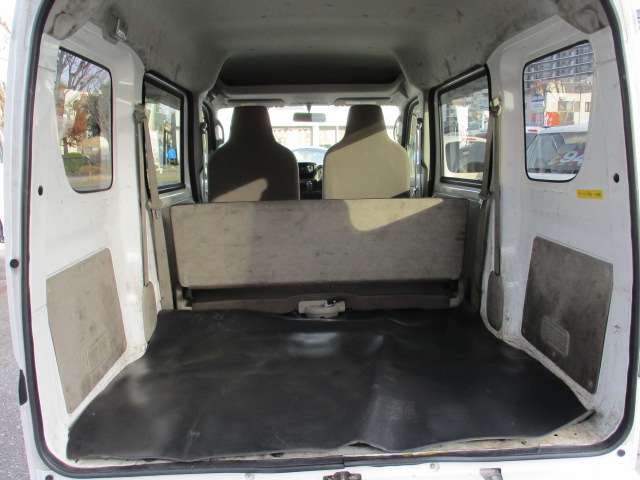 Nissan NV100 Clipper 9