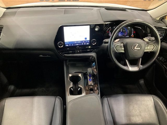 Lexus NX 2