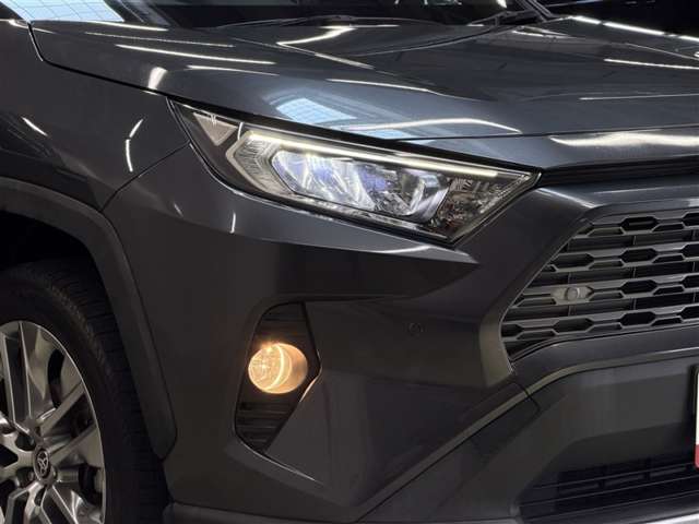 Toyota RAV4 6