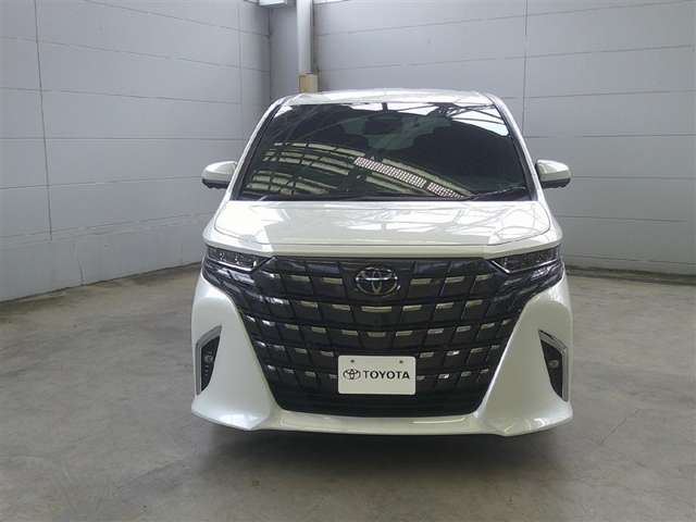 Toyota Alphard 2