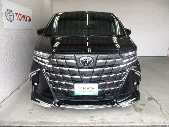 Toyota Alphard 2