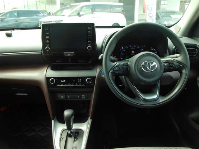 Toyota Yaris Cross 4