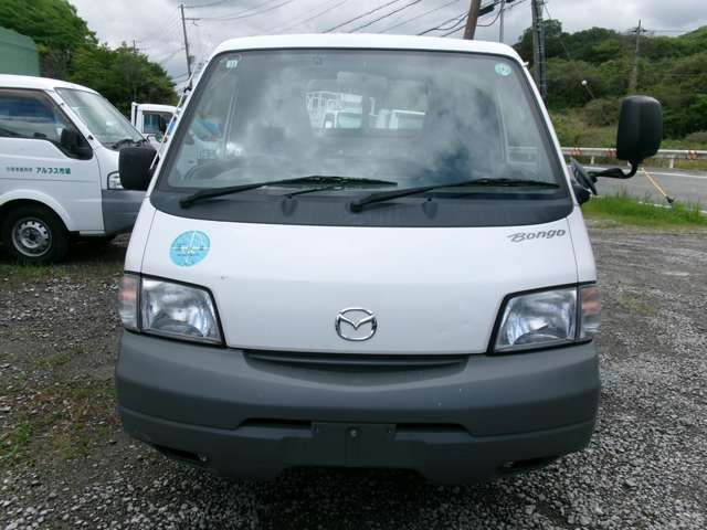 Mazda Bongo Truck 2