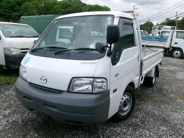 Mazda Bongo Truck 3