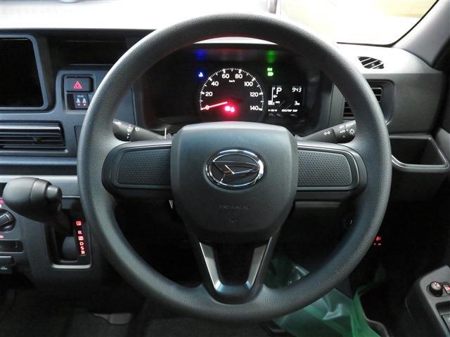 Daihatsu Hijet Deck Van 12
