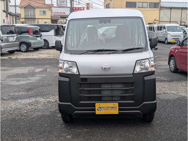Daihatsu Hijet Cargo 5