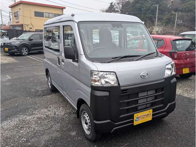 Daihatsu Hijet Cargo 6