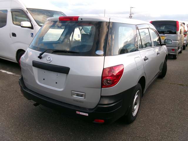 Nissan AD 6