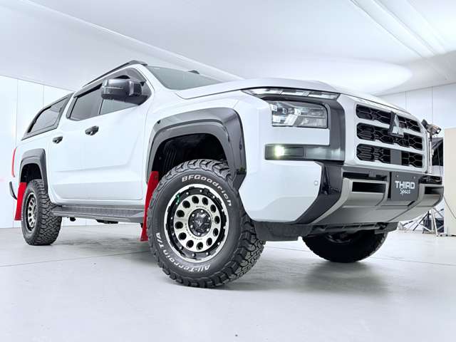 Mitsubishi Triton 12