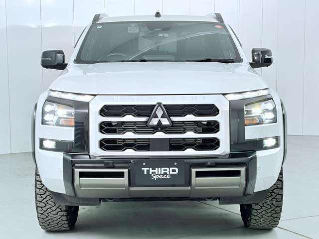 Mitsubishi Triton 6