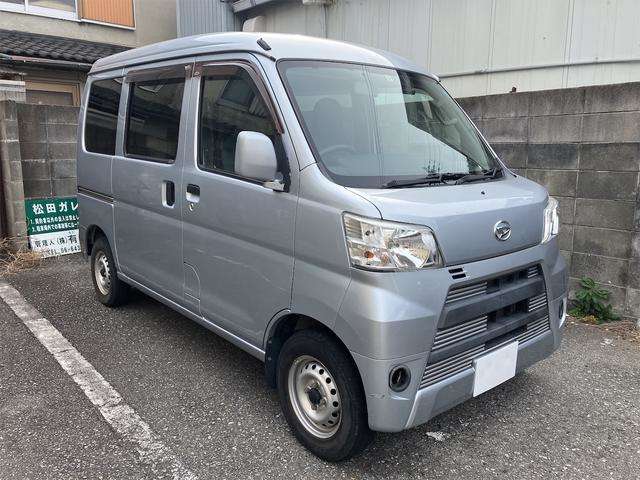 Daihatsu Hijet Cargo 5