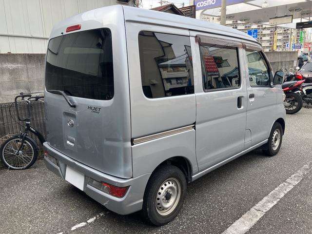 Daihatsu Hijet Cargo 9