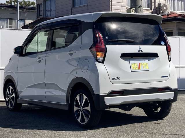 Mitsubishi eK X 12