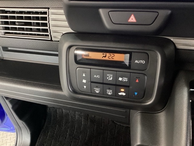 Honda N-VAN 11