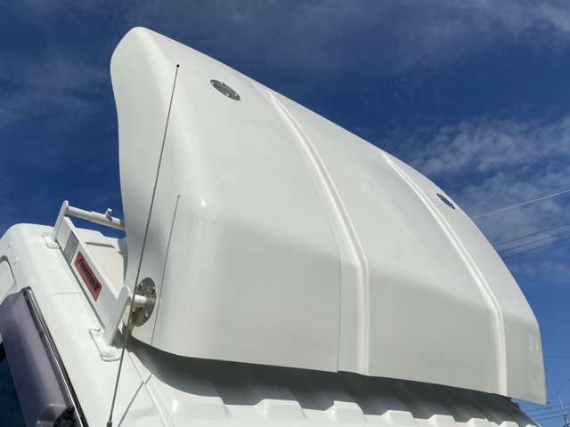 Mitsubishi Fuso Fighter 12