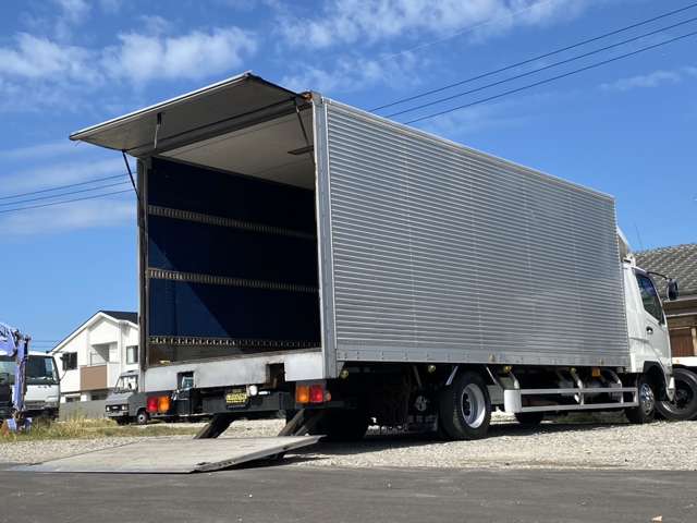 Mitsubishi Fuso Fighter 2