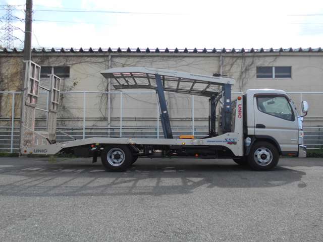 Mitsubishi Fuso Canter 5