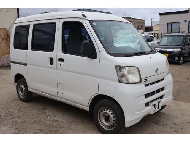 Daihatsu Hijet Cargo 3