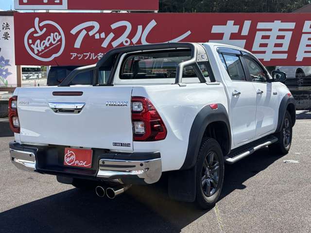 Toyota Hilux 11