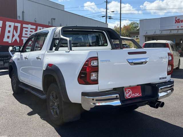 Toyota Hilux 9