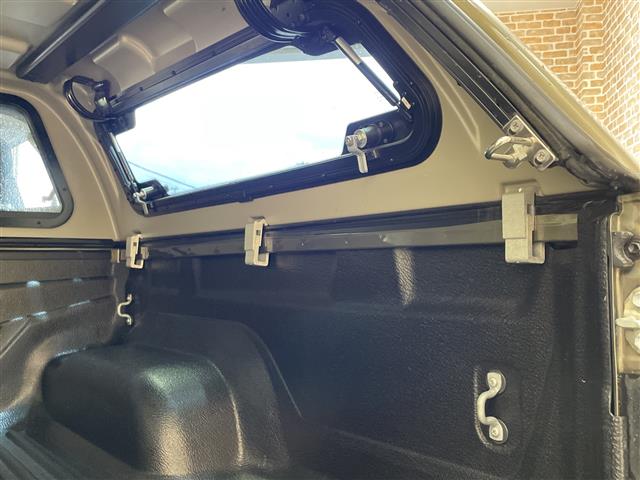 Toyota Hilux 6