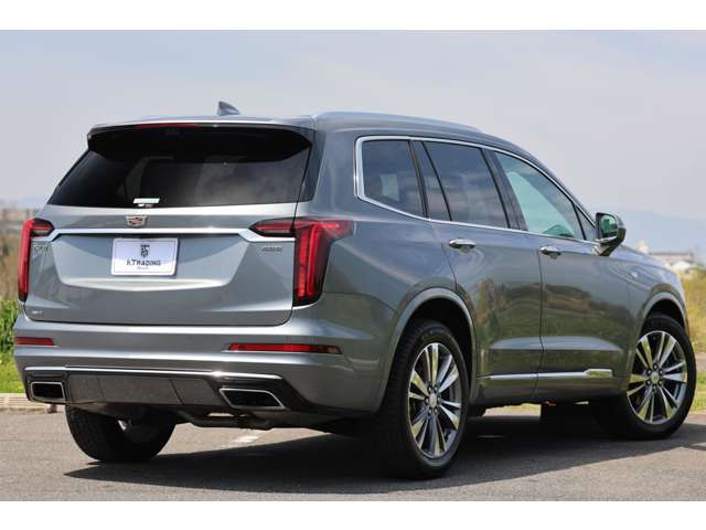Cadillac XT6 8