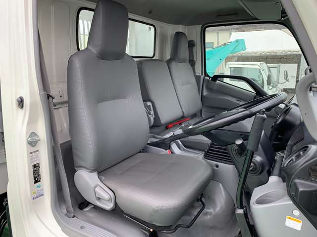 Hino Dutro 5