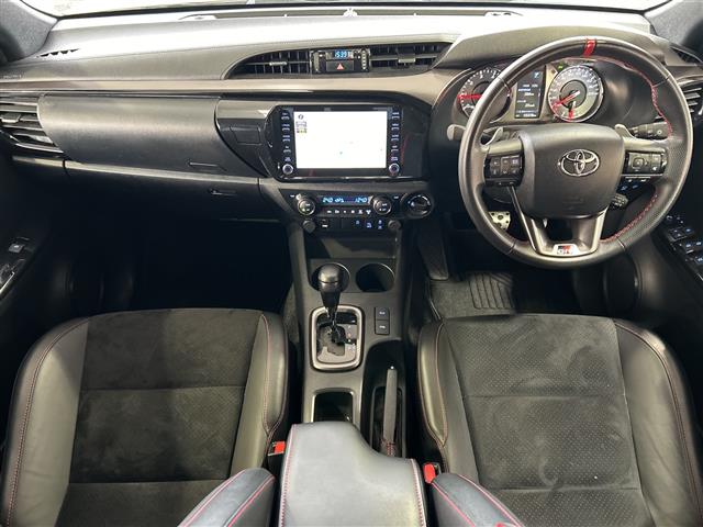 Toyota Hilux 4