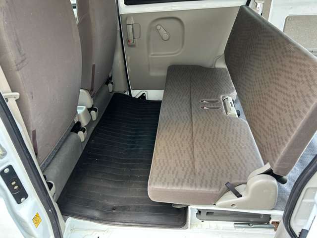 Suzuki Every 11