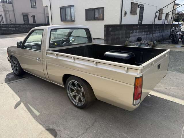 Nissan Datsun 5