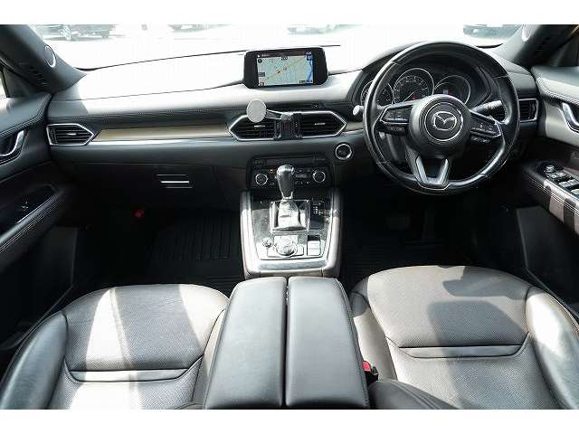 Mazda CX-8 3